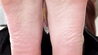 Under Sweet Weight - Ella - Young Bare Soles