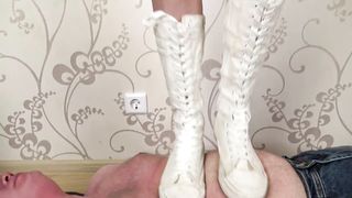 Under Sweet Weight - Emily - High Chucks Trampling