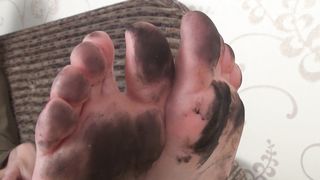Under Sweet Weight - Ingrid - Dirty Foot Worship
