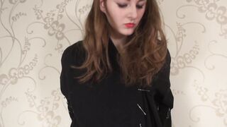 Under Sweet Weight - Linda - Live Doormat