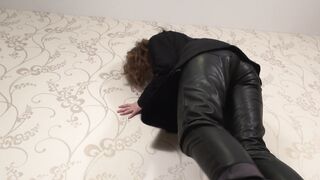 Under Sweet Weight - Linda - Live Doormat