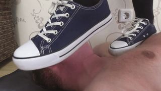 Under Sweet Weight - Melanie - Gumshoes Trampling