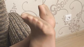 Under Sweet Weight - Milena - Sexy Feet in Pantyhose.wmv