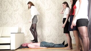 Under Sweet Weight - Nicole, Olivia, Snake, Yasmin - Pantyhose Trampling