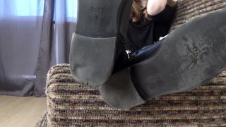 Under Sweet Weight - Olga - Boots Worship