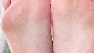 Under Sweet Weight - Olivia - Barefoot Teasing