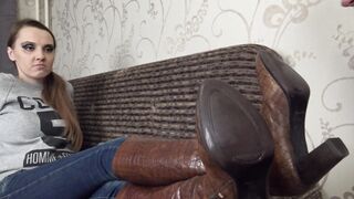 Under Sweet Weight - Rita - Boots Worship