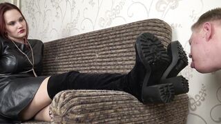 Under Sweet Weight - Ruby - Boots Worship