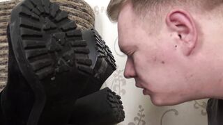 Under Sweet Weight - Ruby - Boots Worship