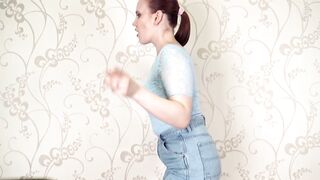 Under Sweet Weight - Ruby - Dancing on a Slave