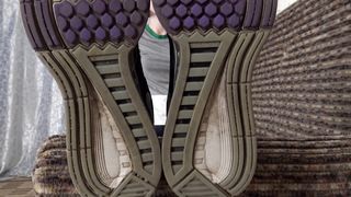 Under Sweet Weight - Sally - Sweaty Feet after Gym