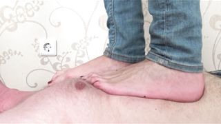 Under Sweet Weight - Samantha - Barefoot Trampling