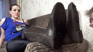 Under Sweet Weight - Sara - Clean My Dirty Gumboots