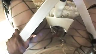 Kelly star - Facesitting and Ass Smothering!