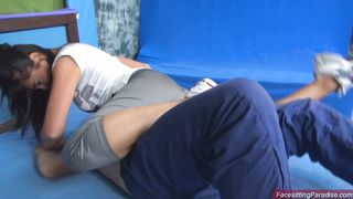 FacesitingParadise - Daliah - Daliahs Playfight