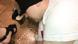 Femdome Slave Lick Shoes and Feet Toes in Pantyhose