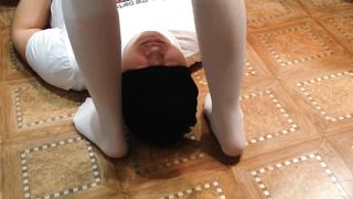 SCHOOLGIRL FEMDOME SLAVE NYLON SOCKS GAG CUNNILINGUS FACESITTING