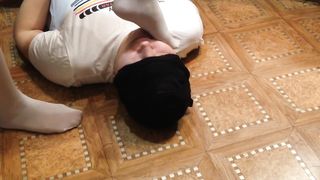 SCHOOLGIRL FEMDOME SLAVE NYLON SOCKS GAG CUNNILINGUS FACESITTING