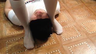 SCHOOLGIRL FEMDOME SLAVE NYLON SOCKS GAG CUNNILINGUS FACESITTING