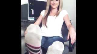 GoddessesFootboy - Gorgeous Feet New Snobby Princess Mia