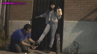 GoddessesFootboy - Poison Ivy Feet In Public
