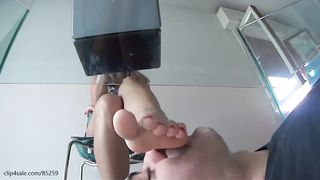 Slave Feet Licks