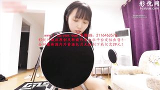 Asian Chinese Mistress Female Slave Lickfeets Foot Worship初九调教女m舔脚恋足