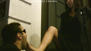 GoddessesFootboy - lindsey Leigh - public slave II