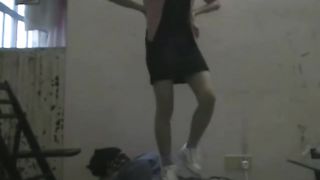 大学生美女帆布鞋踩踏ss