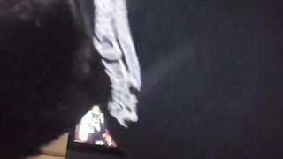 哥哥舔小女孩脚丫