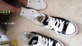 Chinese Slave Feeding