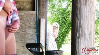 LadyVoyeurs - Chloe Toy - Farmers Break