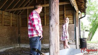 LadyVoyeurs - Chloe Toy - Farmers Break