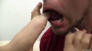 ClairesSlaves - meg1408022