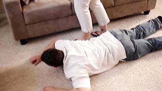 HeadUnderHeels - MOV01284