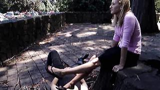 HeadUnderHeels - MOV02899