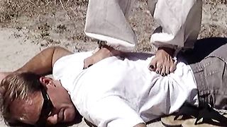 HeadUnderHeels - MOV04549