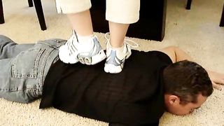 HeadUnderHeels - MOV06194