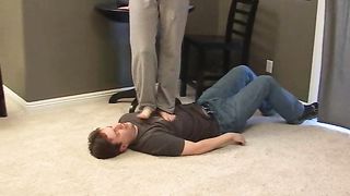 HeadUnderHeels - STvid01