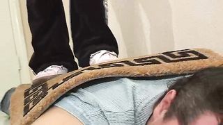 HeadUnderHeels - h2_clip3