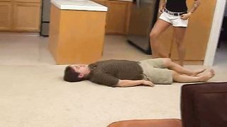 HeadUnderHeels - h2vid2