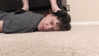 HeadUnderHeels - huh0812vid08