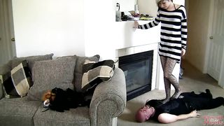 HeadUnderHeels - bg1205221