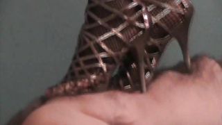 HeadUnderHeels - jolene0610113