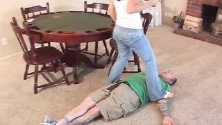 HeadUnderHeels - pa10072573