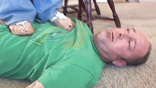 HeadUnderHeels - pa10072573