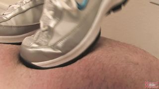 HeadUnderHeels - sam1205011