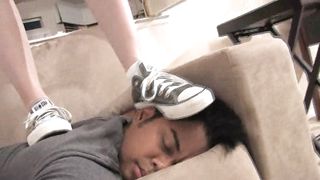 HeadUnderHeels - v052608_04_2