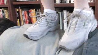 HeadUnderHeels - vid08050672