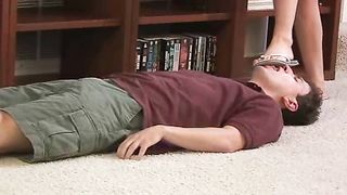 HeadUnderHeels - vid9072